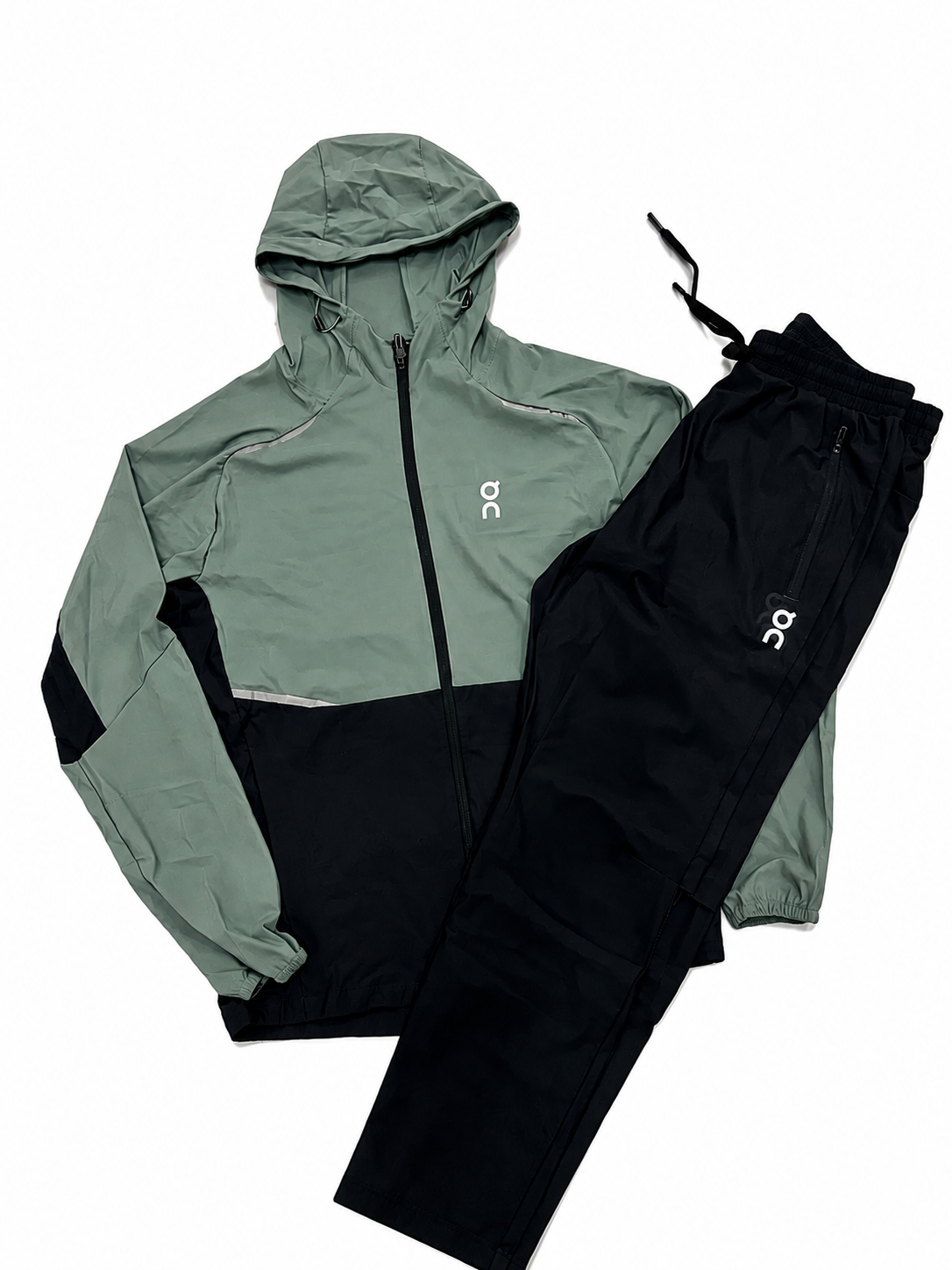 On Cloud Running Alpine Shell Tracksuit – Sage/Black