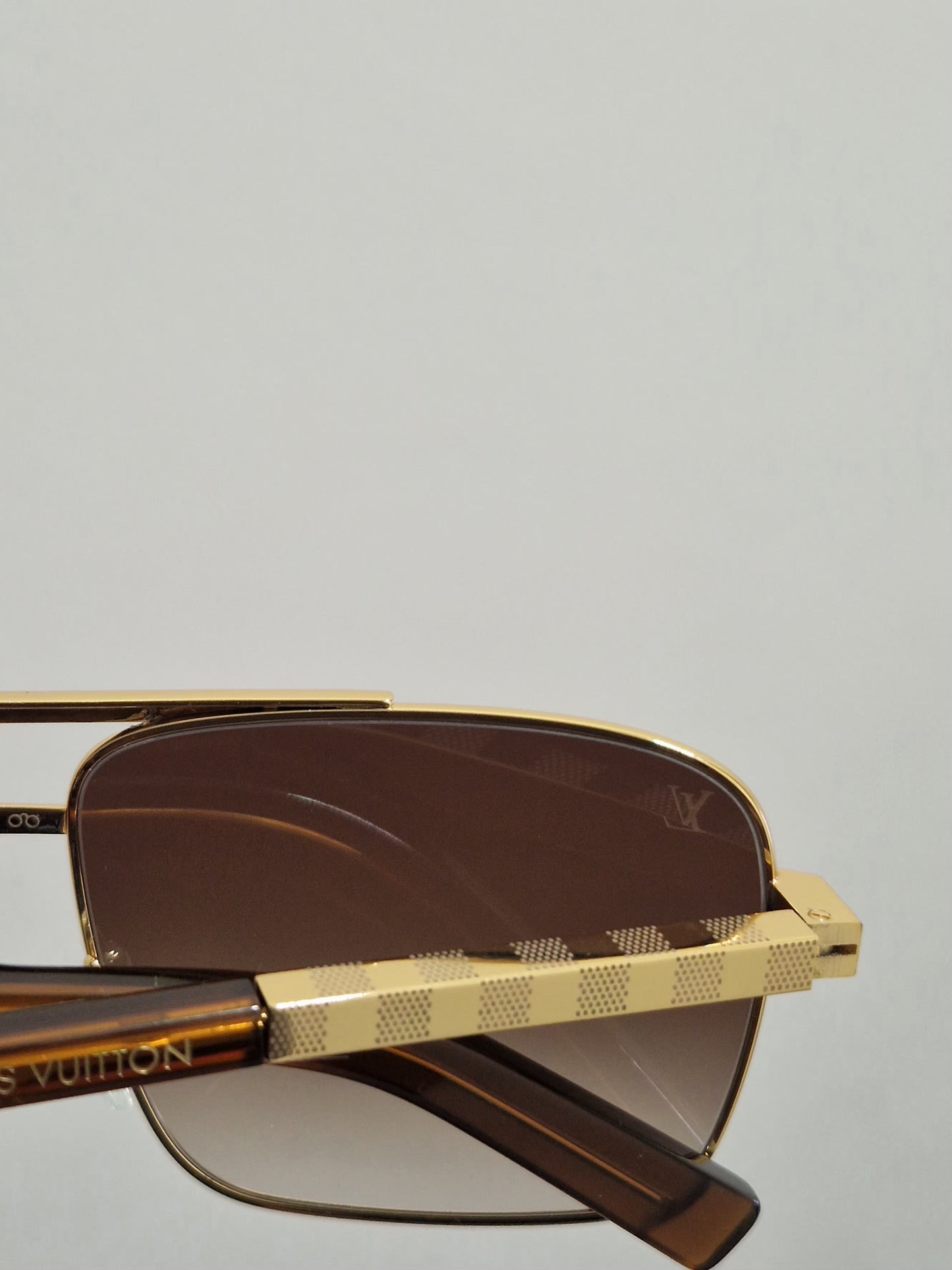 Louis Vuitton Attitude Sunglasses - Gold