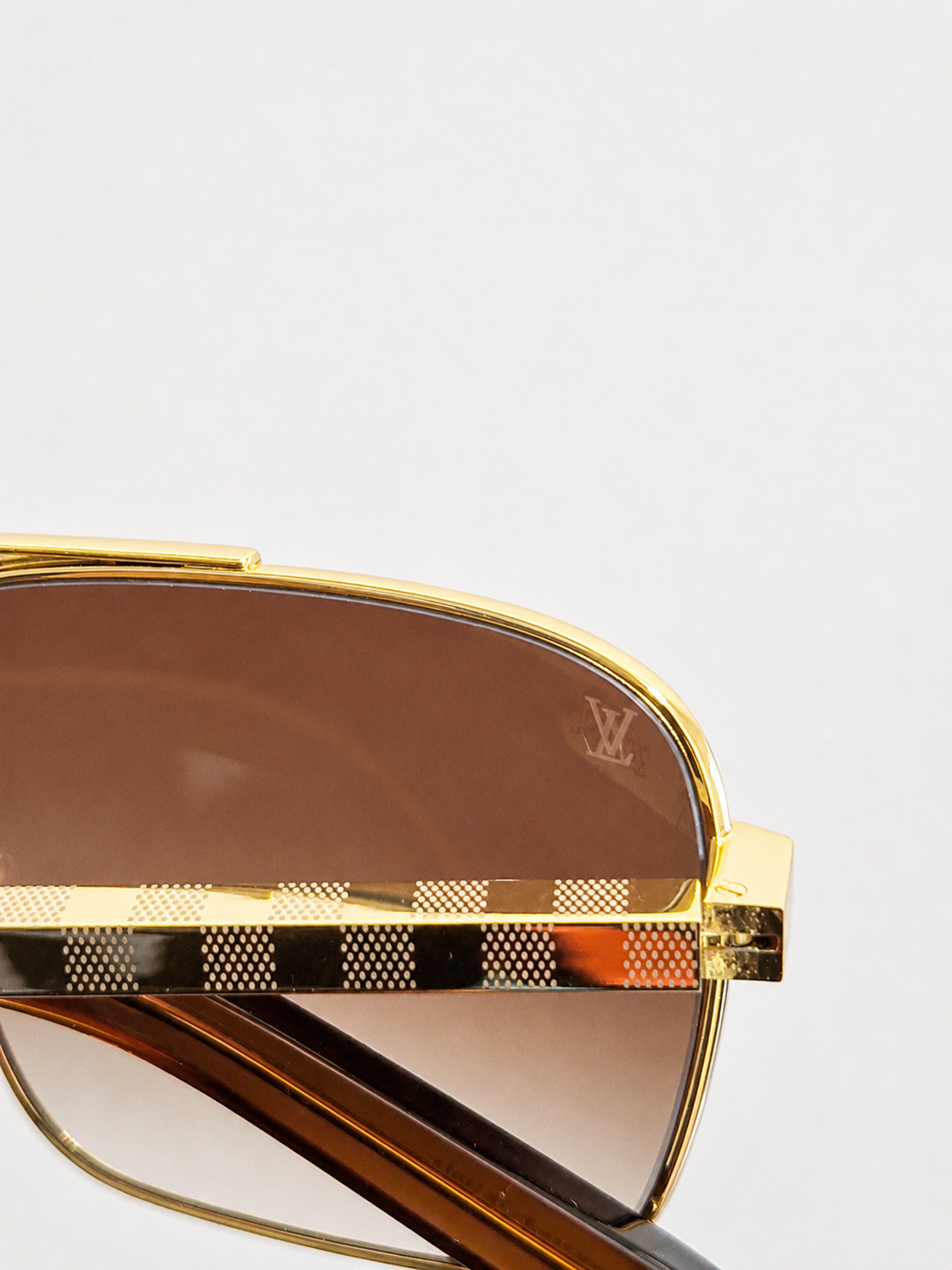 Louis Vuitton Attitude Sunglasses - Gold
