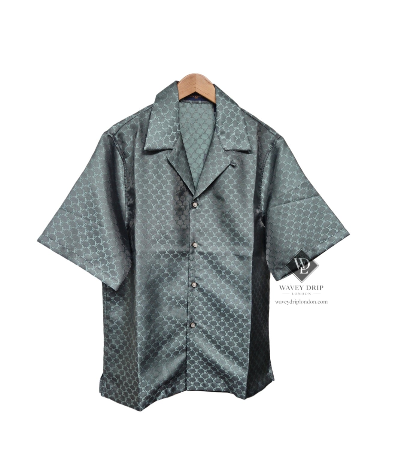 Louis Vuitton Monogram Silk Short Sleeve Shirt