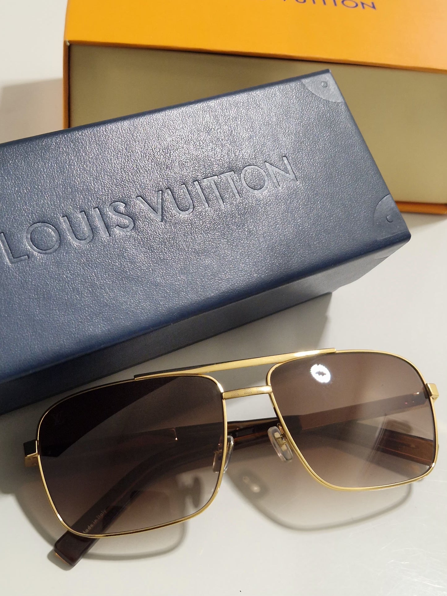 Louis Vuitton Attitude Sunglasses - Gold