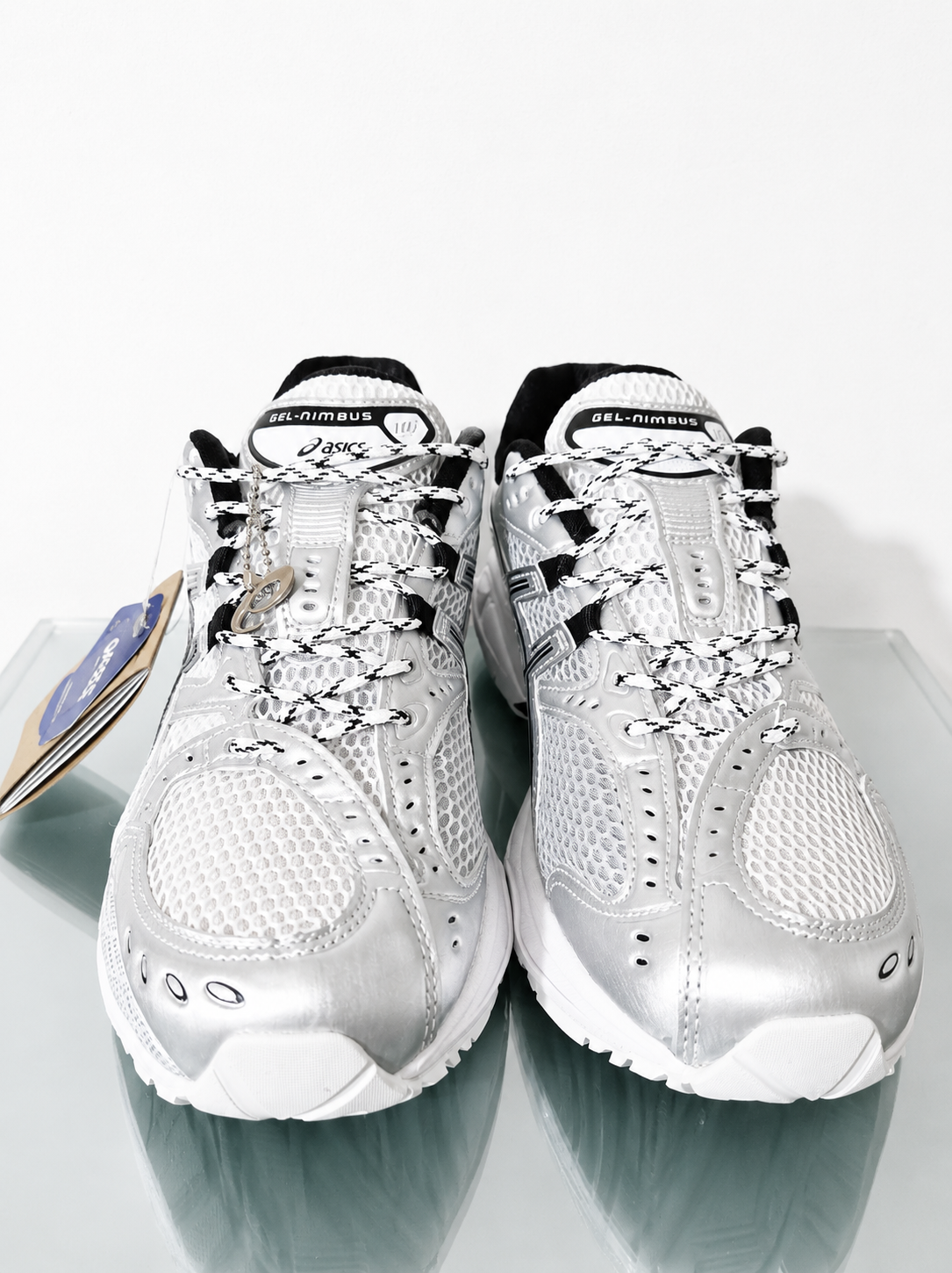 Asics Sneakers