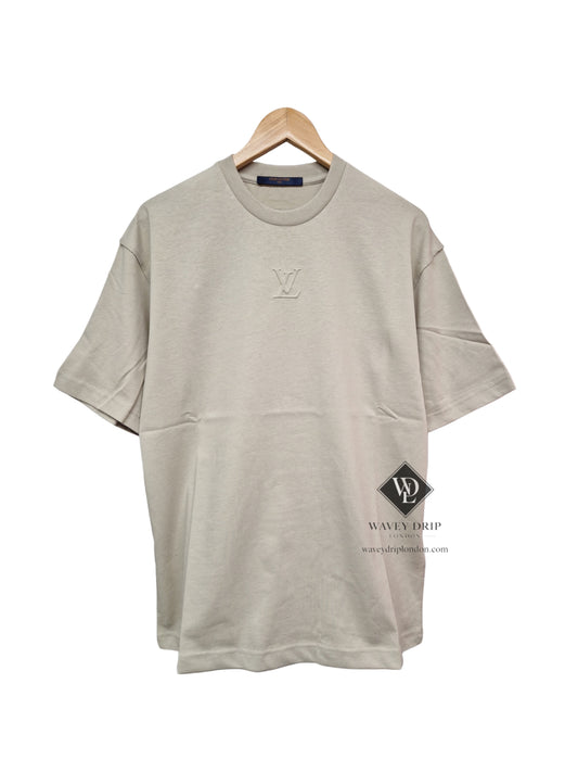Louis Vuitton Embossed Logo Tshirt (XL and XXL)