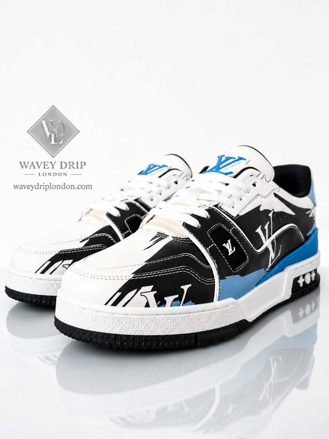 Louis Vuitton Low Sneakers - White Black & Blue