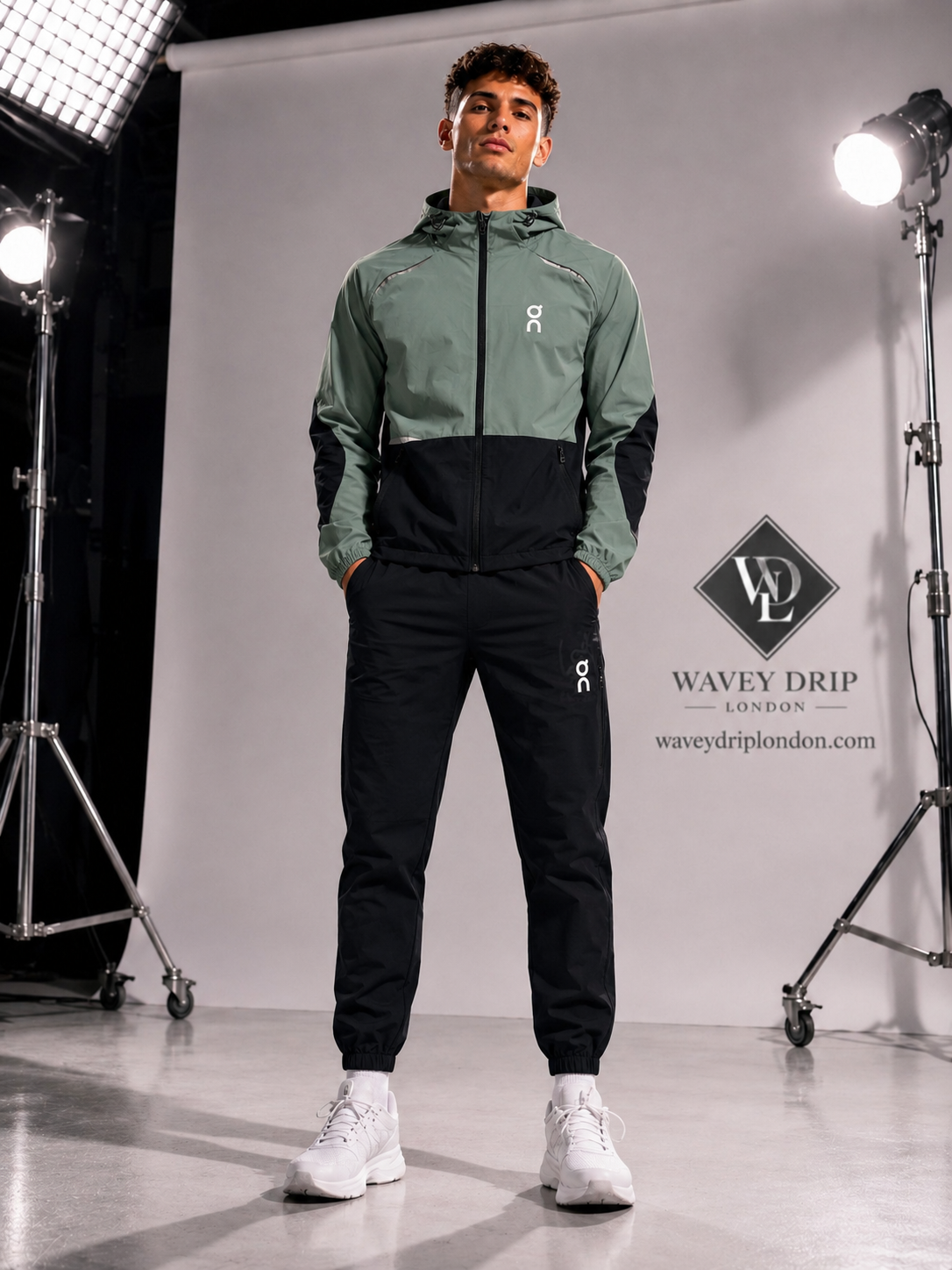On Cloud Tracksuit Green & Black