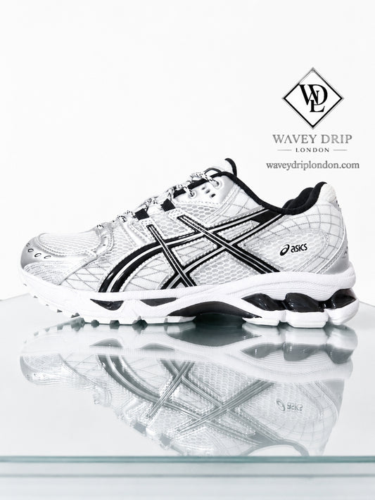 Asics Sneakers