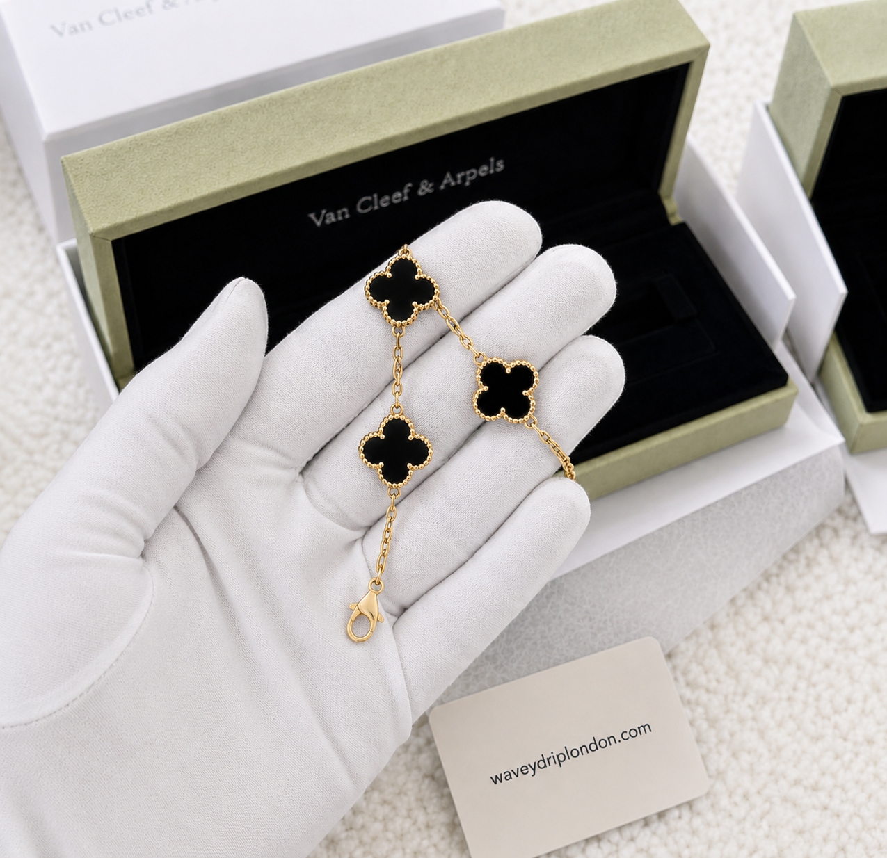 Van Cleef Bracelet Black Clovers